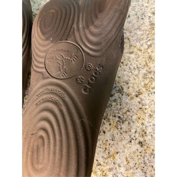 Crocs brown flip flops - Picture 5 of 6